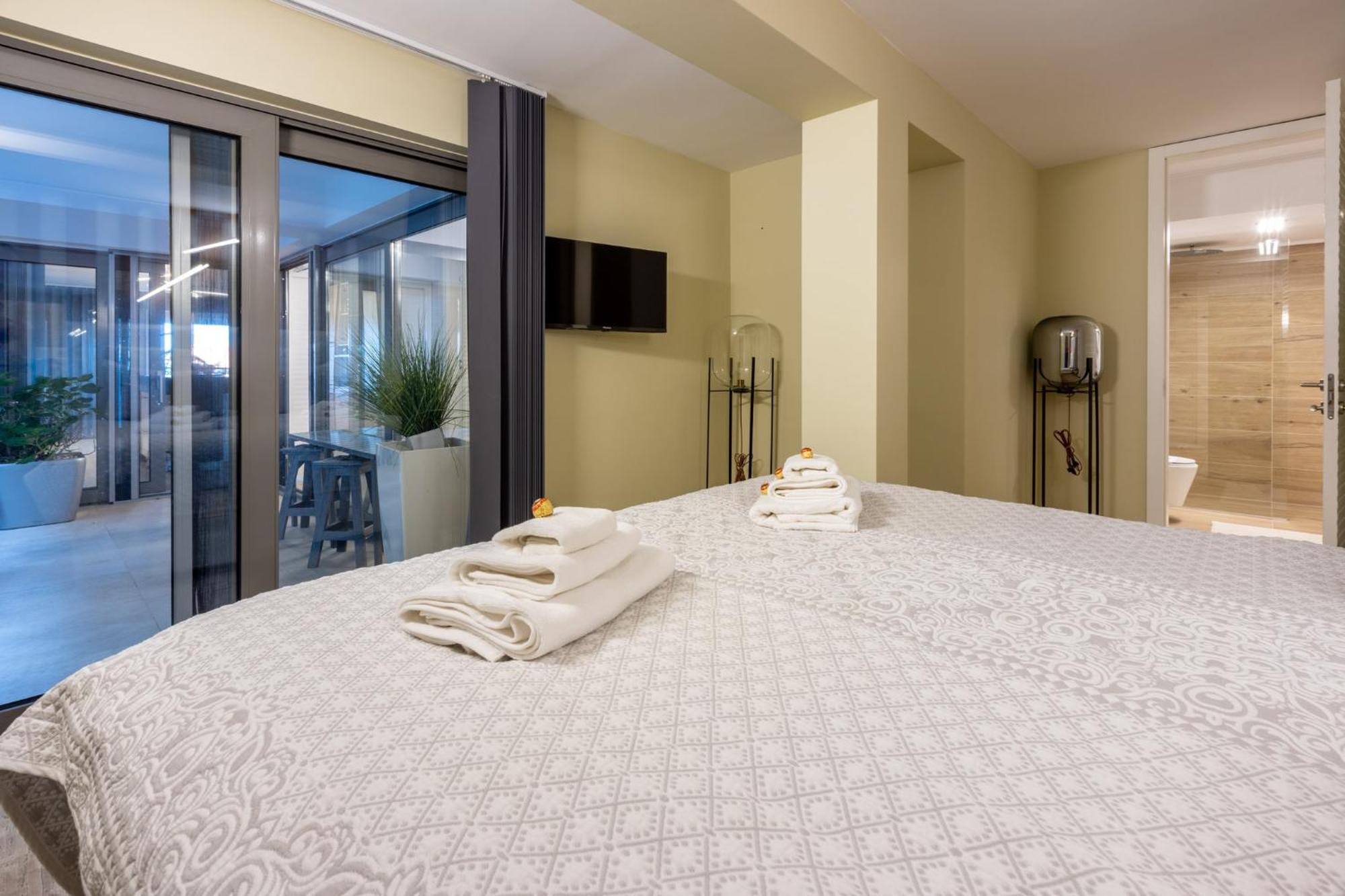 Panoramica Apartment With Whirlpool Crikvenica Eksteriør bilde