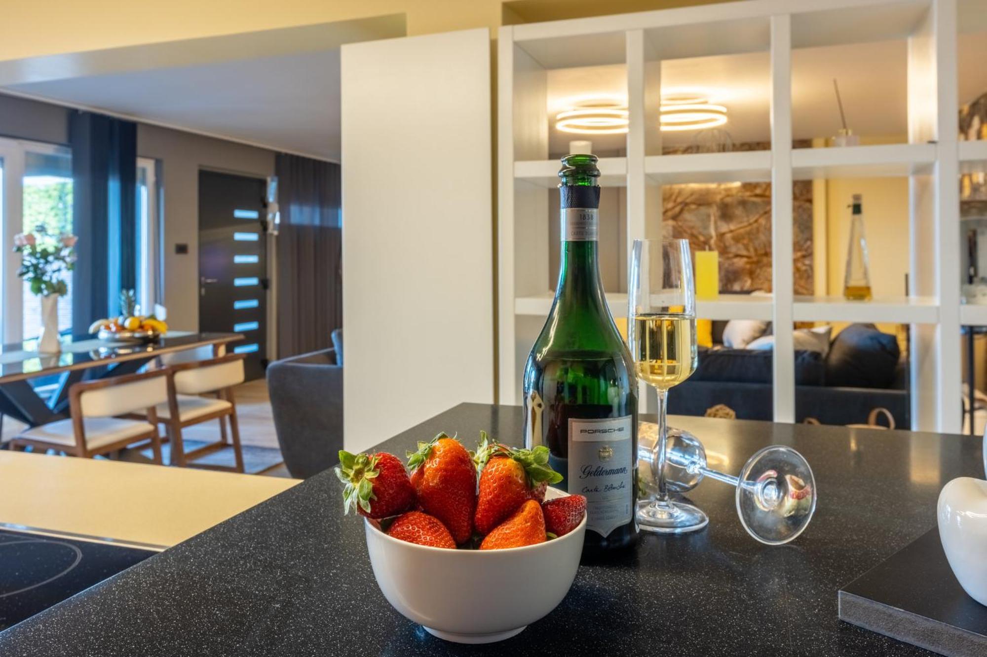 Panoramica Apartment With Whirlpool Crikvenica Eksteriør bilde